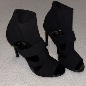 Mix no.6 Black Stretch Strap Heels Size 6